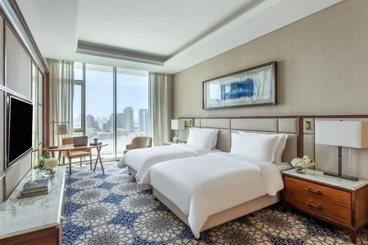 Grand Plaza Moevenpick Otel Dubai 5*,