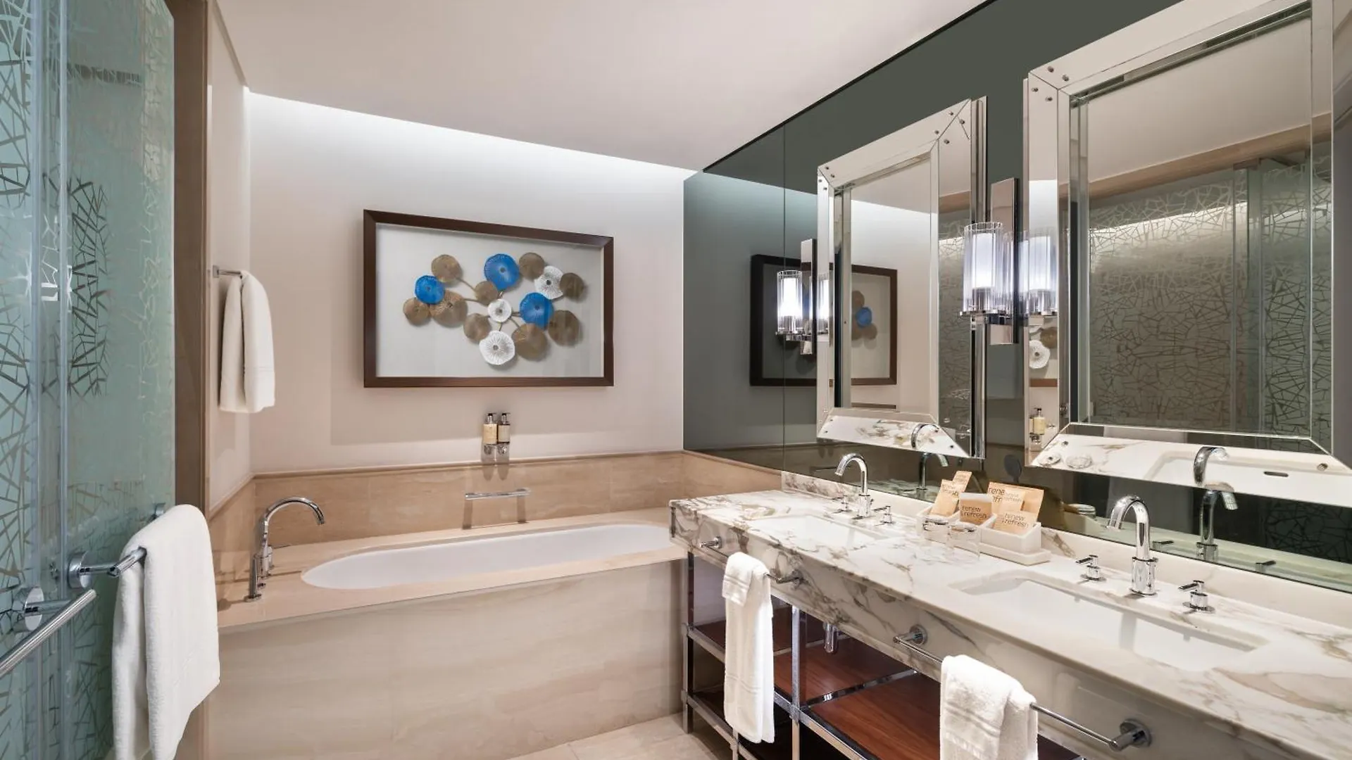 Grand Plaza Moevenpick Otel Dubai